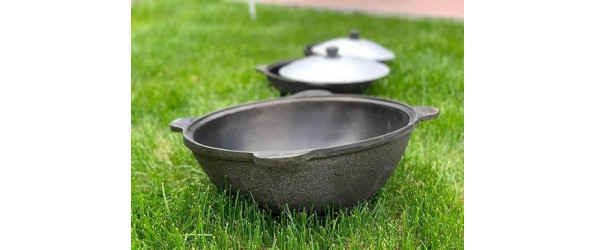 Переваги чавунного казана: чому його обирають для домашньої та outdoor-кухні